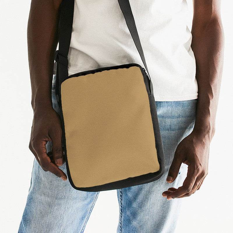 Amber Gold Messenger Pouch (YO2-MU-ME) - Man Front CloseUp