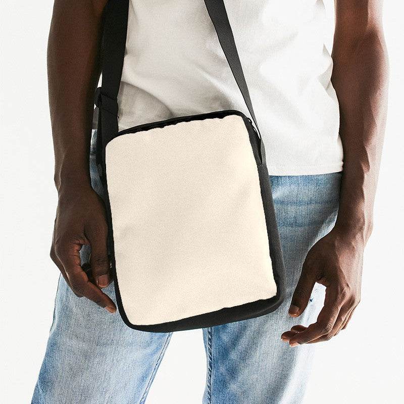 Wintage White Messenger Pouch (YO2-NE-LI) - Man Front CloseUp