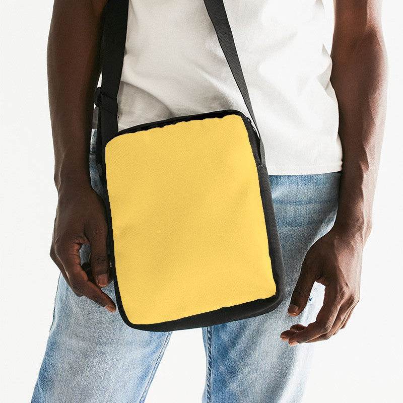 Yellow Messenger Pouch (Y-CL-LI) - Man Front CloseUp