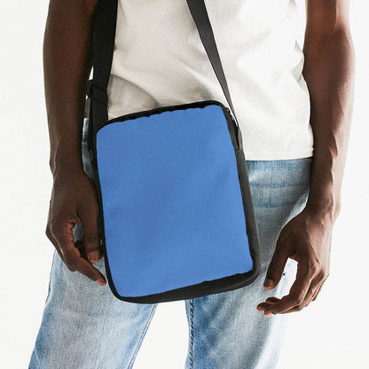 Azure Messenger Pouch (IB2-CL-LI) - Man Front CloseUp