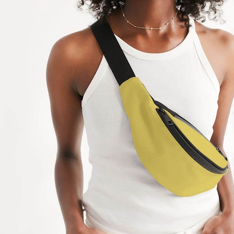 Butter Belt Bag (LY3-CL-LI) - Woman Front CloseUp