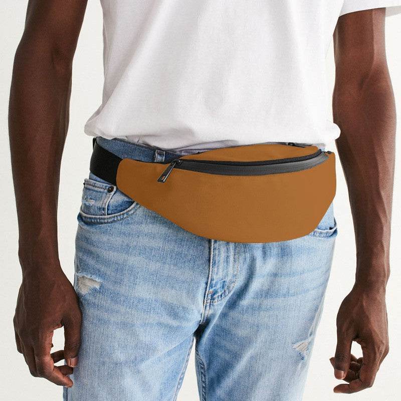 Clay Belt Bag (O-ME-MD) - Man Front CloseUp
