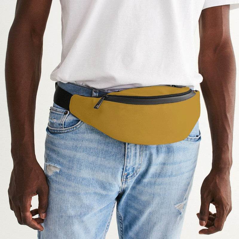 Goldenrod Belt Bag (YO1-CL-DE) - Man Front CloseUp