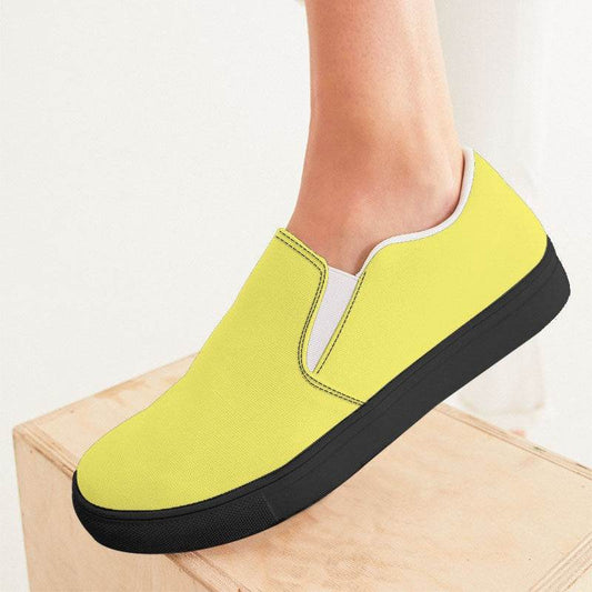 Lemon Women's Slip-On Canvas Sneakers (LY2-CL-LI) - Woman CloseUp