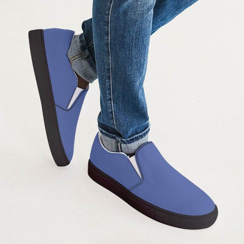 Light Clear Indigo Men's Slip-On Canvas Sneakers (I-CL-LI) - Man CloseUp