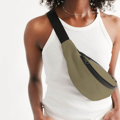 Medium Fully-Muted Yellow Belt Bag (Y-FM-ME) - Woman Front CloseUp