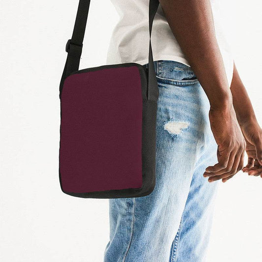 Merlot Messenger Pouch (PI-FM-DA) - Man Side CloseUp
