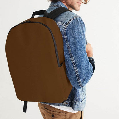 Mocha Waterproof Backpack (O-MU-DE) - Man CloseUp