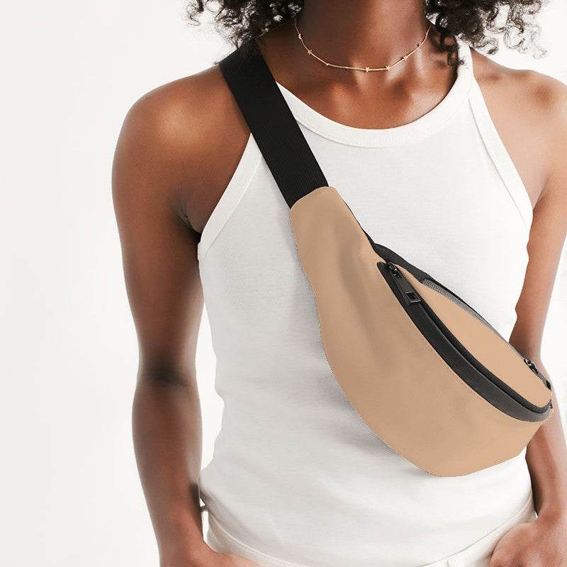 Peach Belt Bag (O-MU-LI) - Woman Front CloseUp