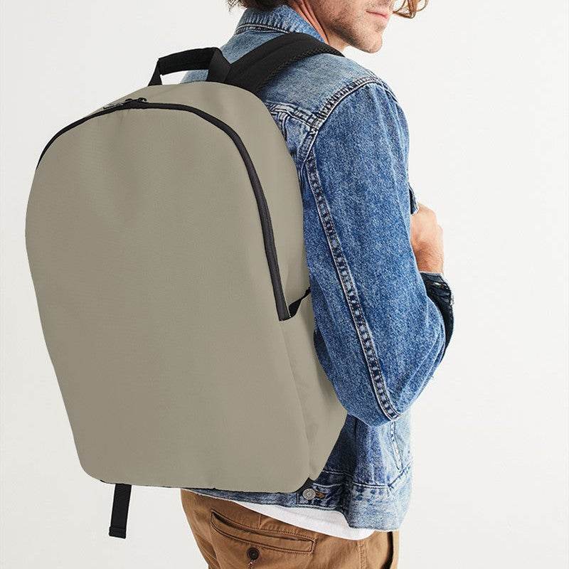 Pearl Waterproof Backpack (Y-NE-ML) - Man CloseUp