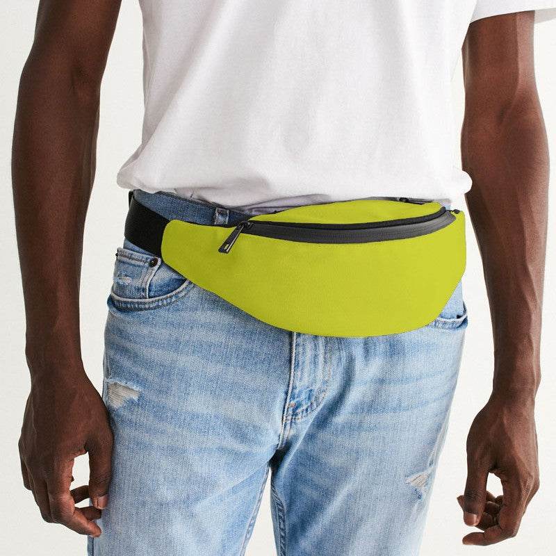 Safety Green Belt Bag (LY1-BR-ME) - Man Front CloseUp