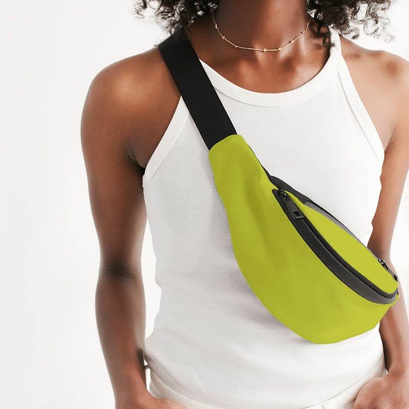 Safety Green Belt Bag (LY1-BR-ME) - Woman Front CloseUp
