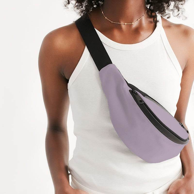 Thistle Belt Bag (M-NE-LG) - Woman Front CloseUp