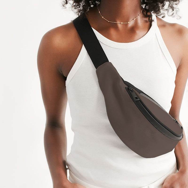 Umber Belt Bag (OR2-NE-MD) - Woman Front CloseUp