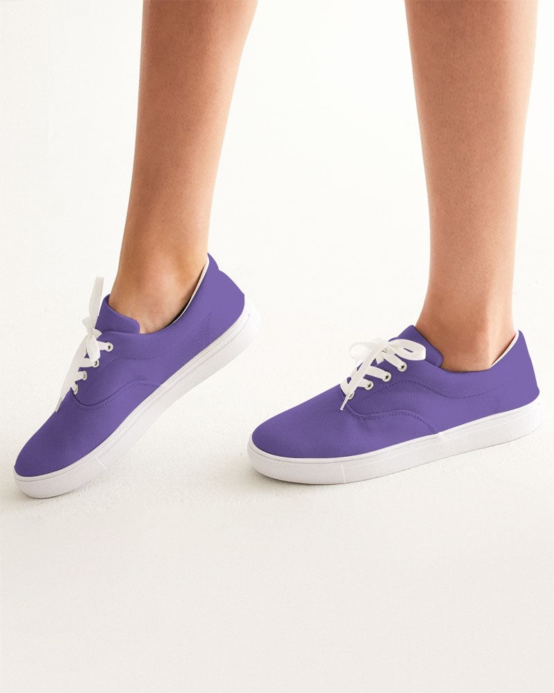 Bright Violet Canvas Sneakers C70M80Y0K0 - Woman CloseUp