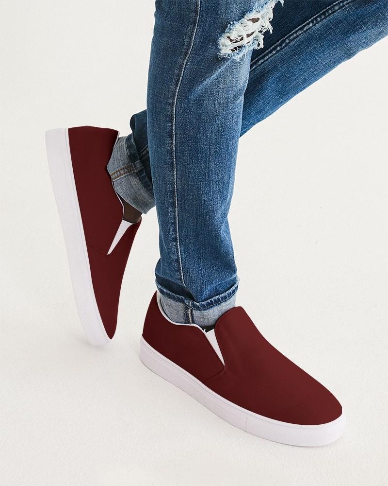 Dark Red Men's Slip-On Canvas Sneakers C0M100Y100K80 - Man CloseUp